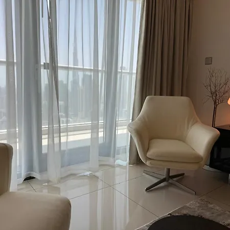 Royal Apartments By Damac Paramount Towers B Burj Khalifa Views Dubai Exterior photo